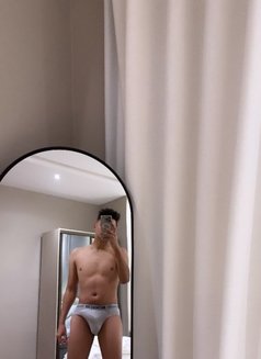 فخر العـرب 🎖️ Xl Twink 21 cm big pens - Male escort in Riyadh Photo 13 of 17