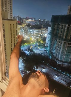 XL versatile Latino boi - Male escort agency in Mumbai Photo 12 of 16