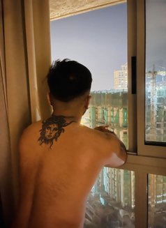 XL versatile Latino boi - Male escort in Mumbai Photo 17 of 19
