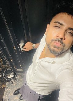 XLatino bisexual boi - Male escort agency in Mumbai Photo 22 of 23