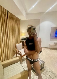 XLatino Boi - Male escort in Mumbai Photo 5 of 14