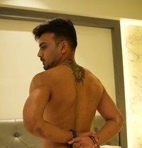XLatino versatile Boi - Male escort in Mumbai