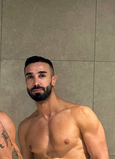 Xlkurdish - Male escort in İstanbul Photo 1 of 2