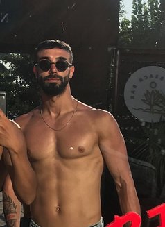 Xlkurdish - Male escort in İstanbul Photo 2 of 2