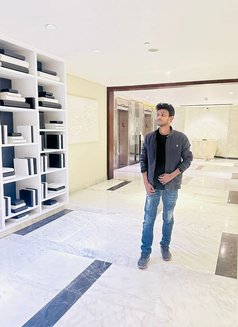 Xo X - Male escort in Dhaka Photo 4 of 8