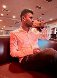 Xo X - Male escort in Dhaka Photo 7 of 8