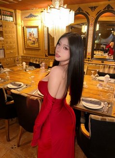 Xstsss - masseuse in Dubai Photo 6 of 8