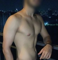 .real. hunk - Acompañantes masculino in Pune