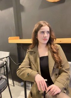 Xuan Hoa - puta in Abu Dhabi Photo 6 of 6