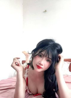 Xuxu - escort in Da Nang Photo 6 of 7