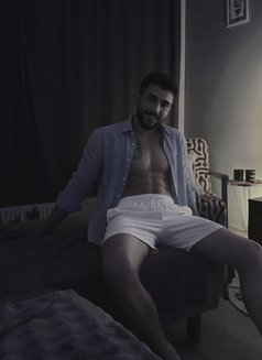 XXL AİİAS - Male escort in İstanbul Photo 7 of 9
