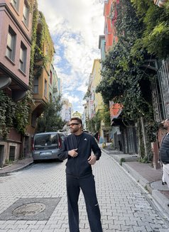 Xxl Arab in Istanbul - Male escort in İstanbul Photo 3 of 4