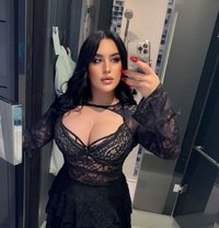 نايا شميل عربيه xxl Arabic Naya - Transsexual escort in İstanbul Photo 15 of 16