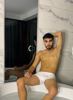 XXL_FERID_TOP_🇹🇷 - Male escort in İstanbul Photo 7 of 25