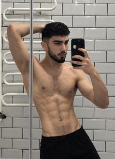 HARD_TOPXL_POPERS - Male escort in İstanbul Photo 15 of 25