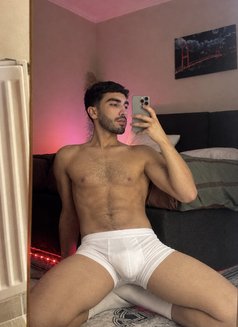 HARD_TOPXL_POPERS - Male escort in İstanbul Photo 17 of 25