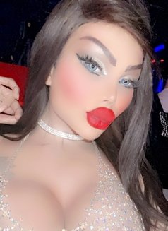 السمراء الوحيده بإسطنبول اكبر زبXXL - Transsexual escort in İstanbul Photo 10 of 13