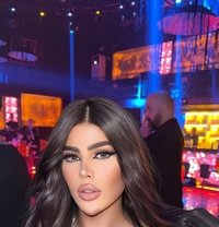 قمر ليدي بوي. Big dick - Transsexual escort in İstanbul