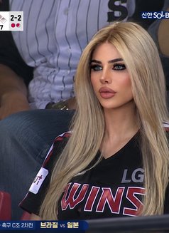 قمر🇸🇦 xxl - Male escort in Dubai Photo 29 of 29