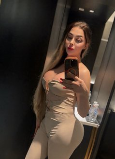 هيفاء عربيةXXl تبادل VVIP - Transsexual escort in İstanbul Photo 25 of 25