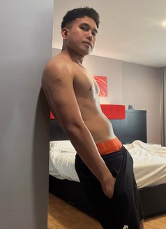 XXX Boy msge with outcall sex - Male escort in Johor Bahru Photo 5 of 6