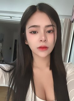 Xxx - escort in Manila Photo 7 of 11