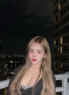 Xxx - escort in Manila Photo 9 of 11