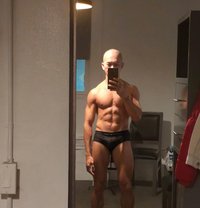 Xxxbaldfitxx X - Acompañantes masculino in London