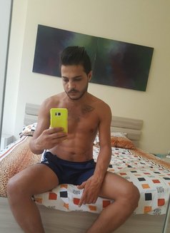 Xxxjad - Male escort in Dubai Photo 3 of 5