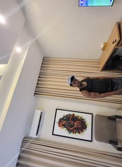 Xxxtopher - Male escort in Accra Photo 1 of 5