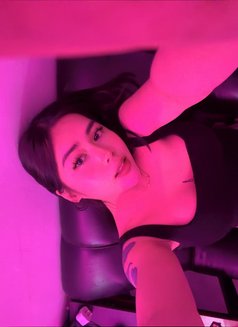 Xylo - Transsexual escort in Manila Photo 6 of 20