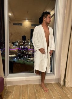Youngmoreno - Acompañantes masculino in Manila Photo 5 of 12