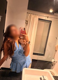 Yaamu - escort in Mumbai Photo 7 of 7