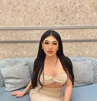 Yada - Transsexual escort in Dubai