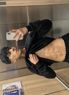 Yağız - Male escort in İstanbul Photo 7 of 8