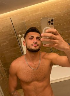 YağızXXL - Male escort in İstanbul Photo 2 of 5