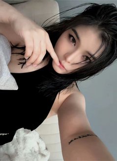 Yahico - escort in Dubai Photo 3 of 12