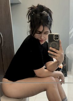 Yahico - escort in Dubai Photo 5 of 12