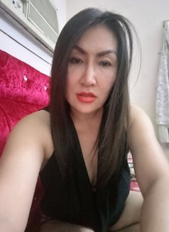 Yahya - puta in Al Manama Photo 15 of 16