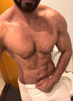 Yako - Male escort in Dubai Photo 3 of 4