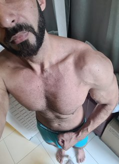 Yako - Acompañantes masculino in Dubai Photo 3 of 6