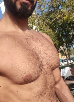 Yako - Acompañantes masculino in Dubai Photo 5 of 6