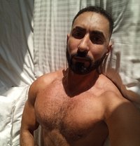 Yako - Male escort in Dubai