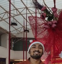 Yalgaar - Male escort in Raipur