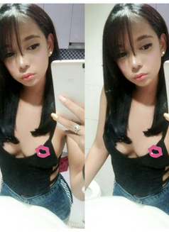 Wendy - Transsexual escort in Makati City Photo 4 of 24