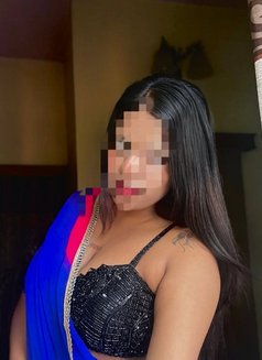 Yamini Best Escort Service in Thane - escort in Thane Photo 1 of 3