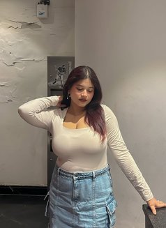 Yamini - escort in Jammu Photo 1 of 2