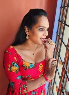Yamini - Acompañantes transexual in Bangalore Photo 4 of 5