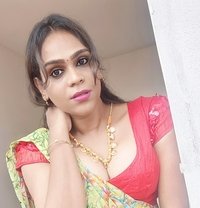 Yamini - Transsexual escort in Chennai