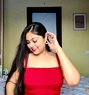 Yamini Mhatre - puta in Navi Mumbai Photo 1 of 3